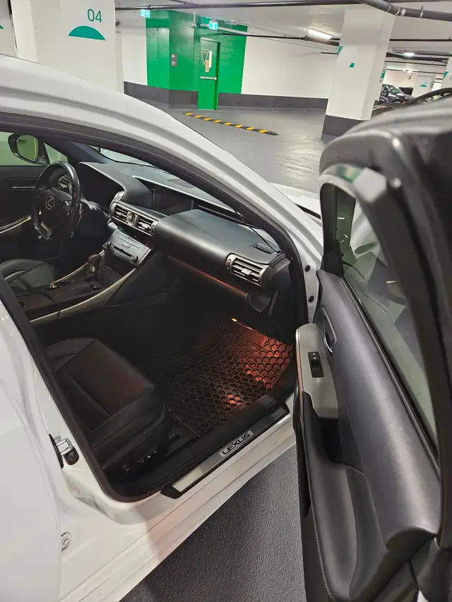 2016 Lexus IS300 AWD FSport 2 for sale - Low Mileage - Photo 5