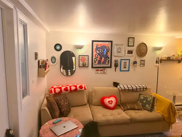 31/2 lower unit for rent - Photo 2