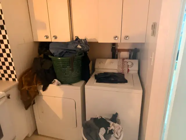 31/2 lower unit for rent - Photo 6