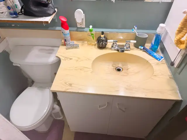31/2 lower unit for rent - Photo 8