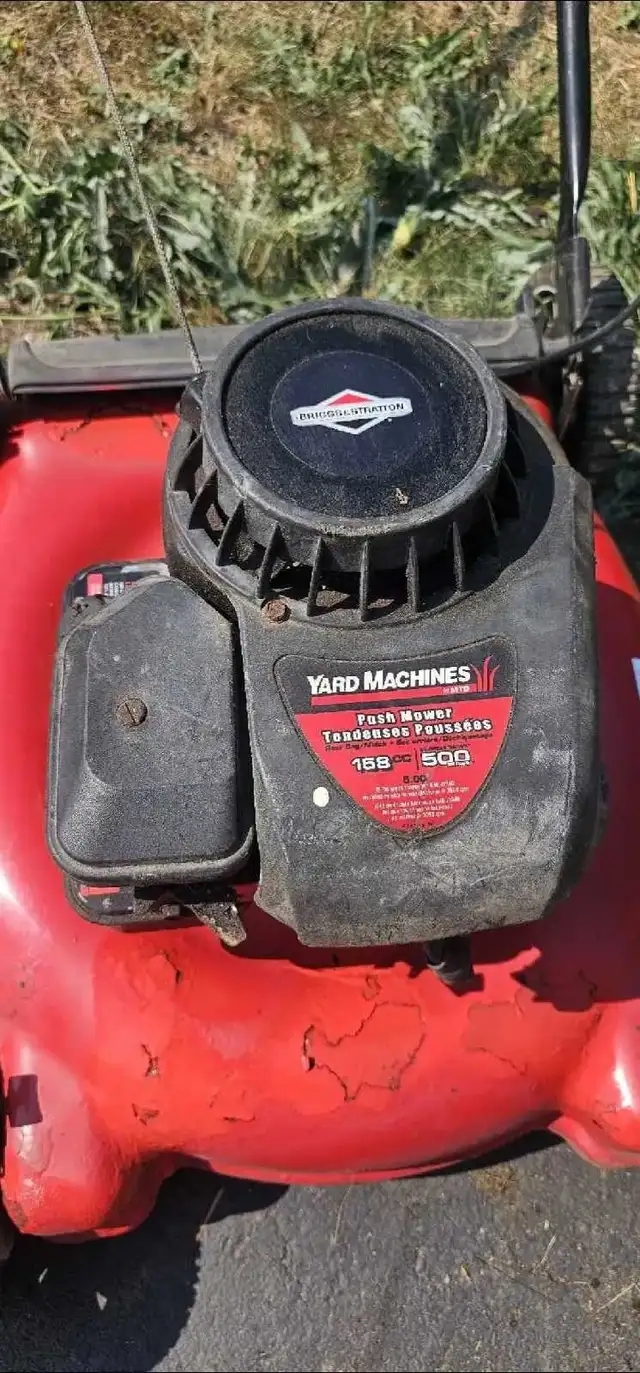 Briggs and Stratton lawn mower LOW HOURS $130 - Photo 7