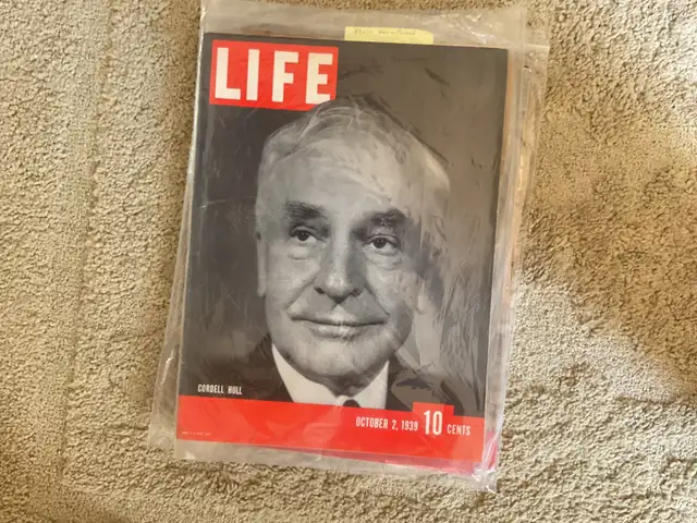 VINTAGE LIFE MAGAZINES - Photo 4
