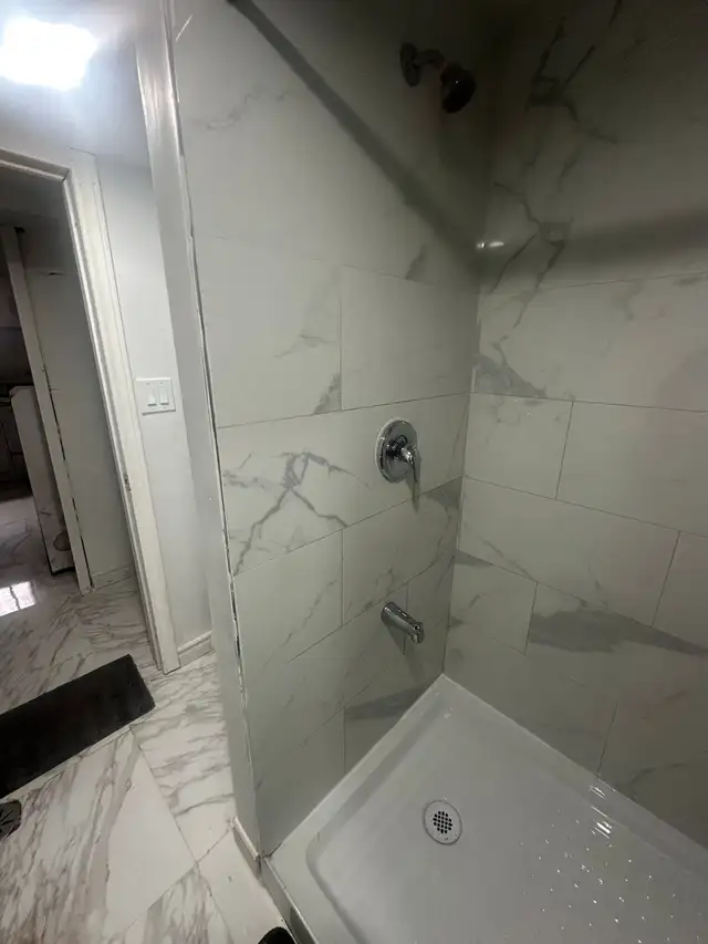 Private room for rent in a basement - Photo 4