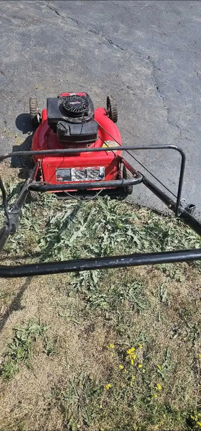 MTD Lawn Mower Tecumseh engine $130 - Photo 8