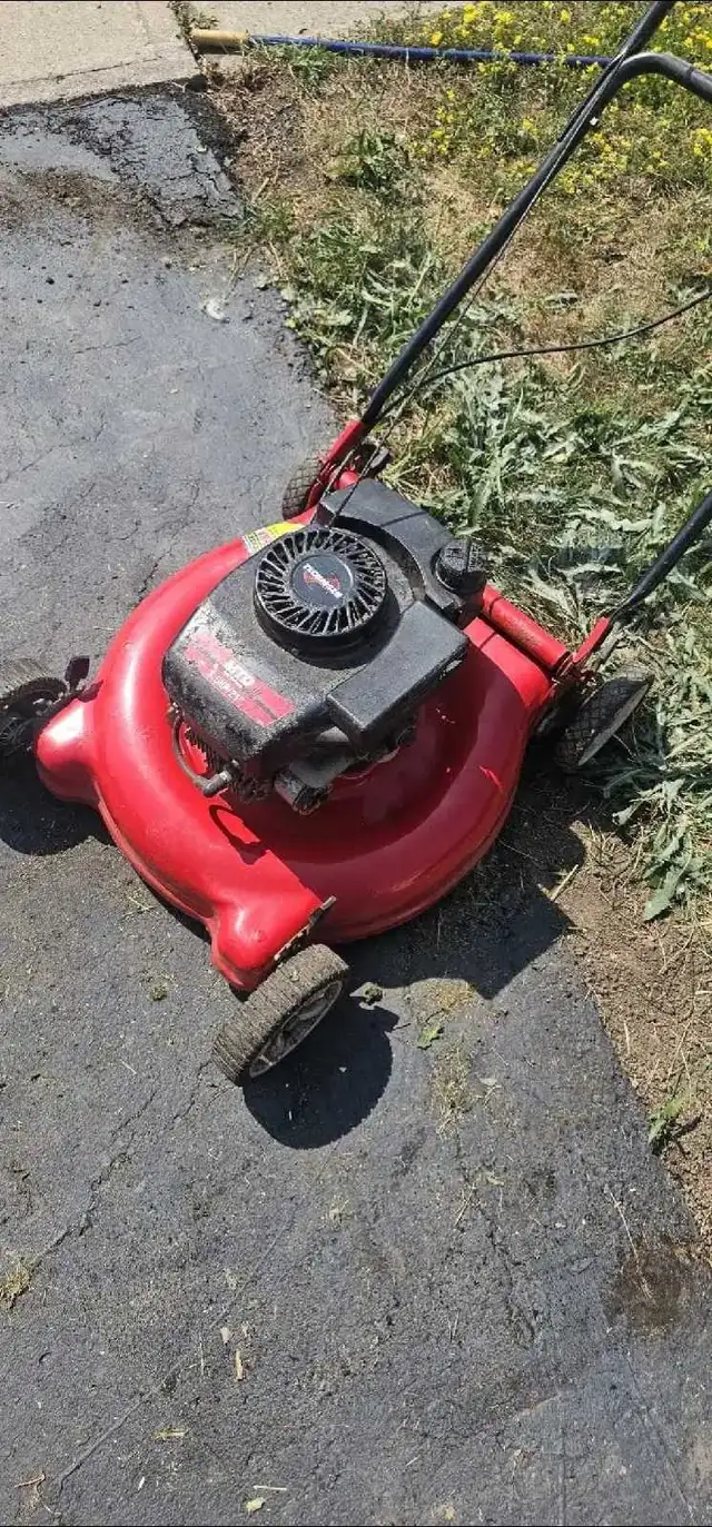 MTD Lawn Mower Tecumseh engine $130 - Photo 9