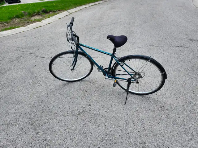 Adult Commuter Bike For Sale - Photo 3