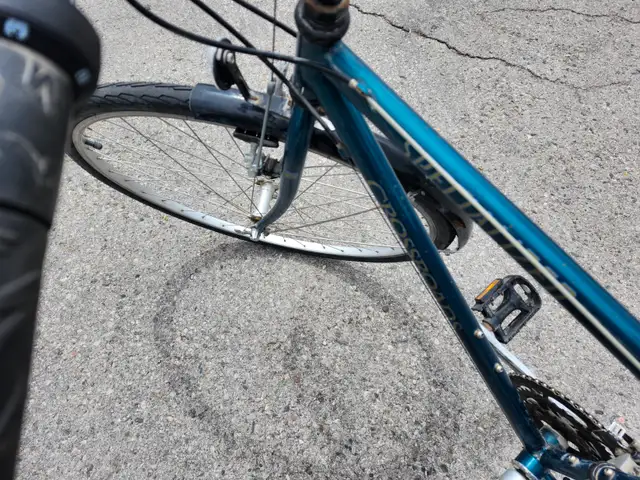 Adult Commuter Bike For Sale - Photo 6