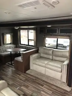 Keystone Hidout Travel Trailer  w/ Cold Mountain Package - Photo 5