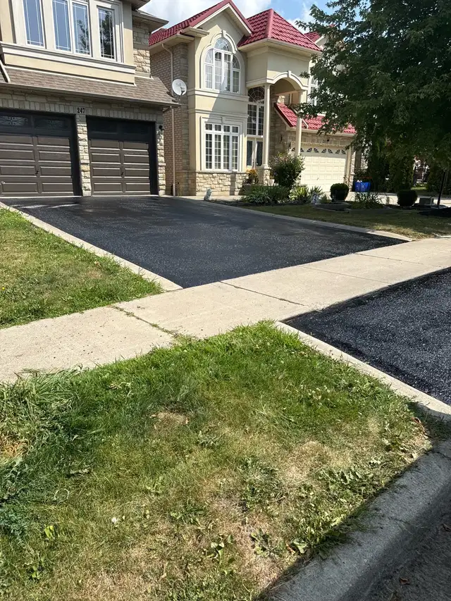 Driveway  sealing services - Photo 6