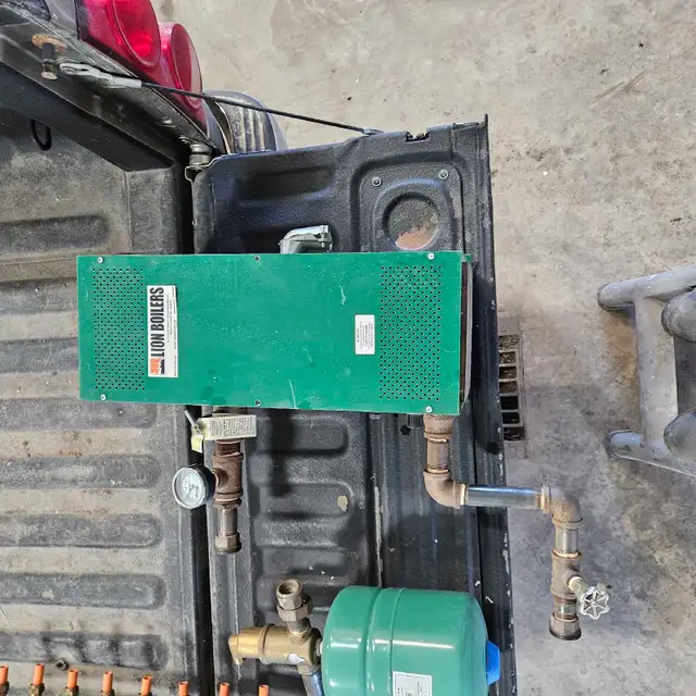 Lion Boiler - Photo 2