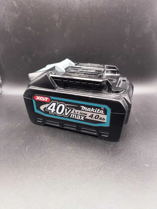 MAKITA 40V MAX XGT 4.0AH BATTERY