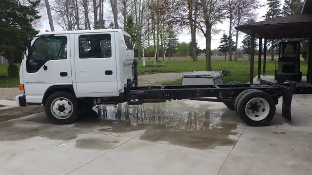 2005 ISUZU CREW CAB CALIFORNIA - Photo 3