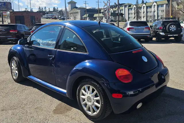 2005 Volkswagen New Beetle Coupe GLS - Photo 4