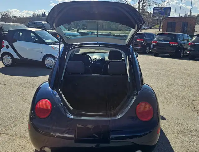 2005 Volkswagen New Beetle Coupe GLS - Photo 6
