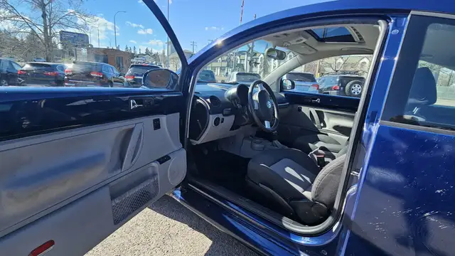 2005 Volkswagen New Beetle Coupe GLS - Photo 12