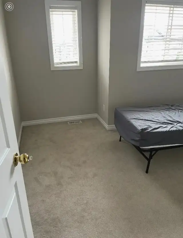 Room for Rent - Upper Paradise/Rymal