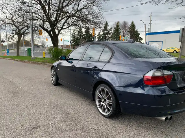 2007 BMW 328i - Photo 5