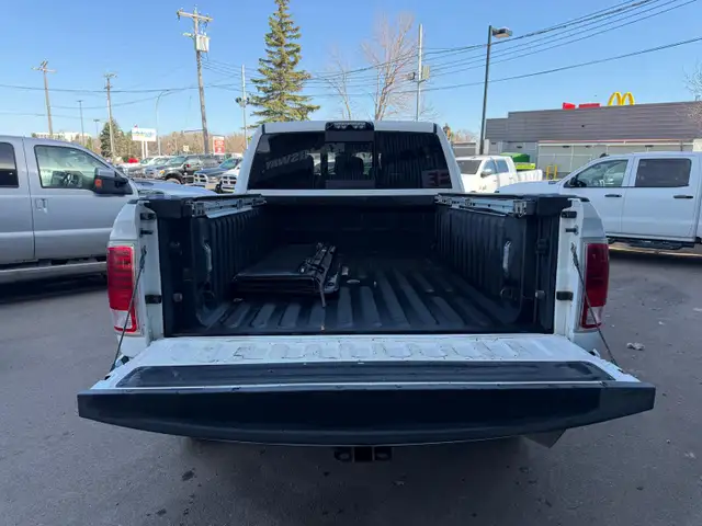 2018 Ram 2500 LIMITED MEGACAB 6'4 BOX 4X4/ NO ACCIDENTS - Photo 5