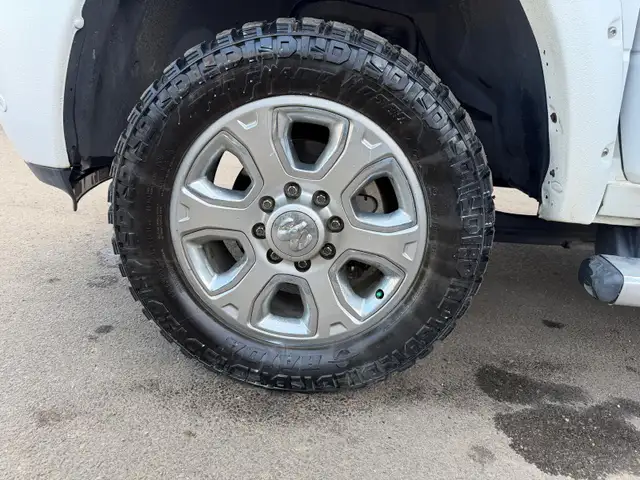 2018 Ram 2500 LIMITED MEGACAB 6'4 BOX 4X4/ NO ACCIDENTS - Photo 22