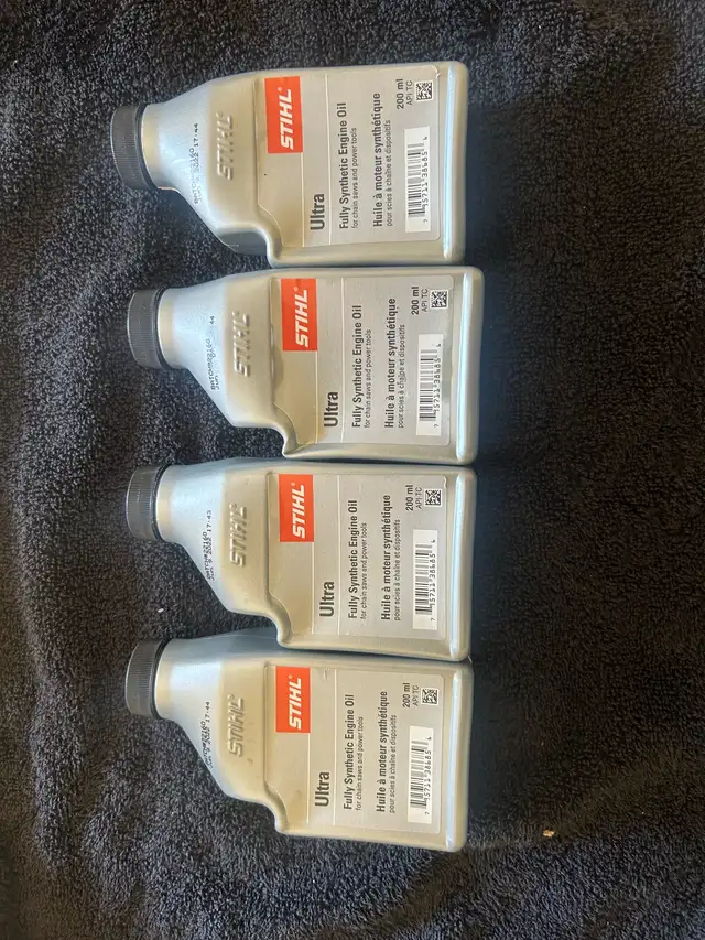 Huile a moteur synthetique HP ultra STHIL
