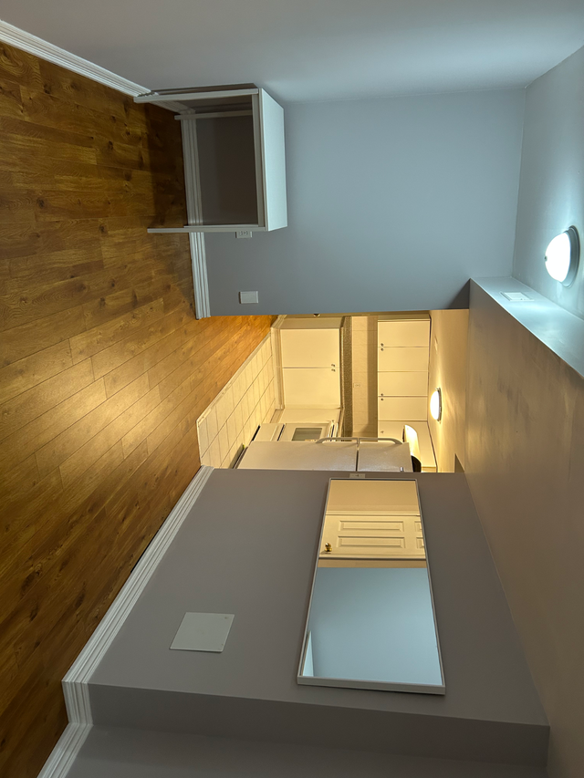 2-bedroom basement apartment available in a quiet environment. - Photo 4