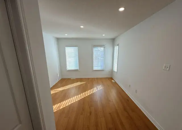 3 Bedroom House For Lease at Bovaid drive E and Highway 410 - Photo 3