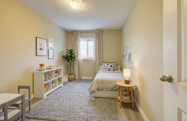 NEWLY RENOVATED 2BR – FREE  1 MONTH   $125 MOVE-IN DISCOUNT! - Photo 5