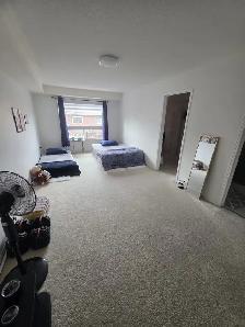 Private room For Rent in Scarborough $800/month - Photo 2