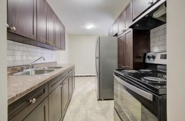 NEWLY RENOVATED 1BRM APARTMENT – ALL UTILITIES INCLUDED! - Photo 4