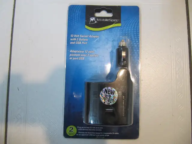 Road Pro Mobile Spec 12 volt Swivel Adapter Two Outlets USB port