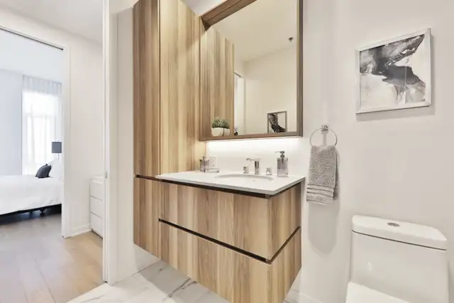 Luxueux condo. MEUBLÉ ÉQUIPÉ. REM. Garage. DIX30. Disponible. - Photo 8