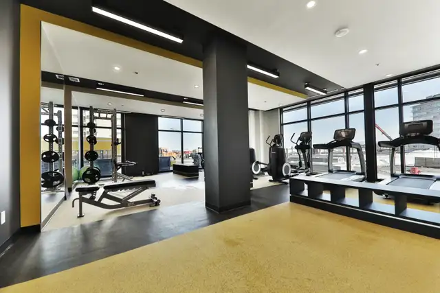 Luxueux condo. MEUBLÉ ÉQUIPÉ. REM. Garage. DIX30. Disponible. - Photo 11