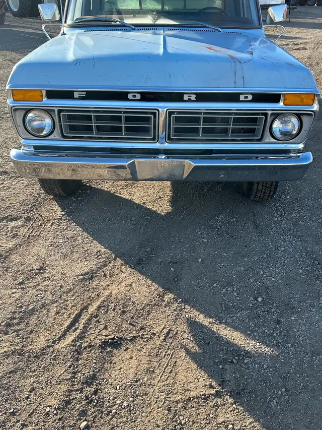 1977 and 1948 Ford trucks - Photo 8