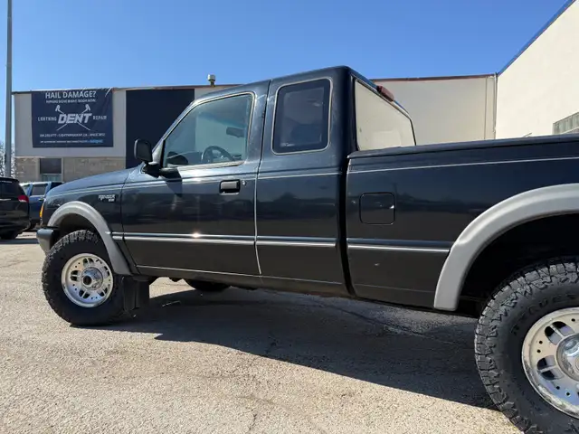 1995 Ford Ranger 4x4 manual MINT low kms - Photo 5