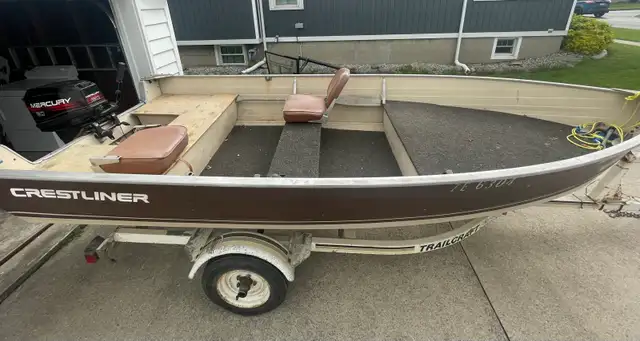 14 ft Crestliner Aluminum Fishing Boat – 20hp Mercury   Trailer - Photo 5