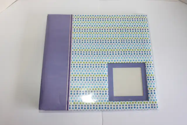 Scrapbook - 12' x 12'