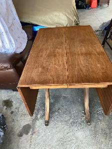 Dinning Room drop leaf table
