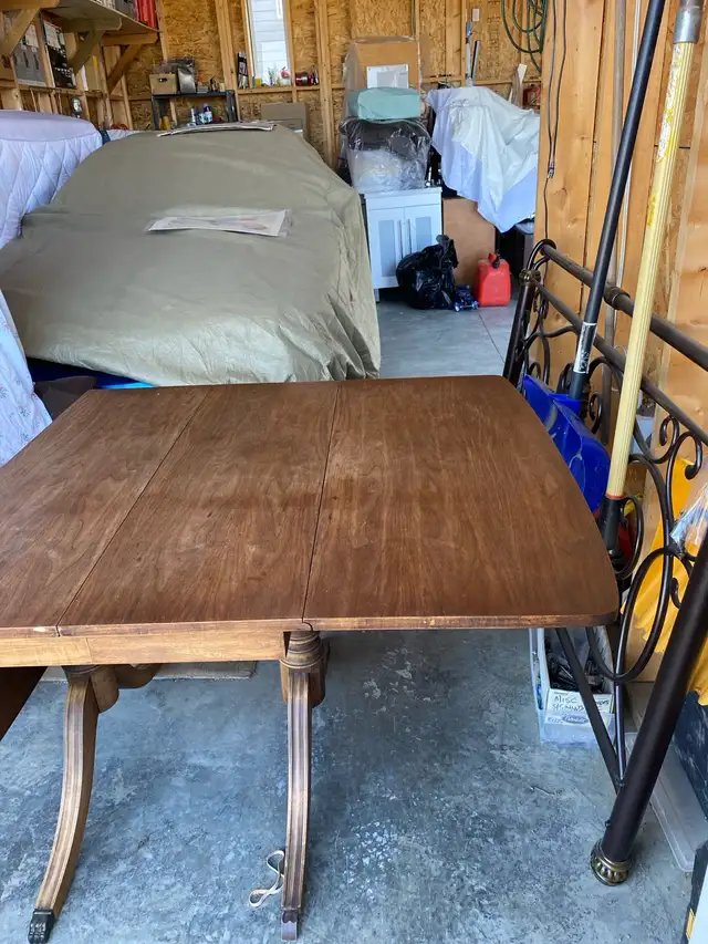 Dinning Room drop leaf table - Photo 2