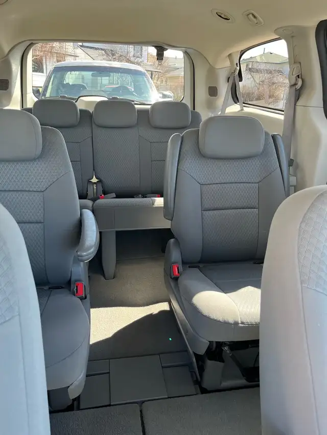2010 Dodge Caravan - Photo 5