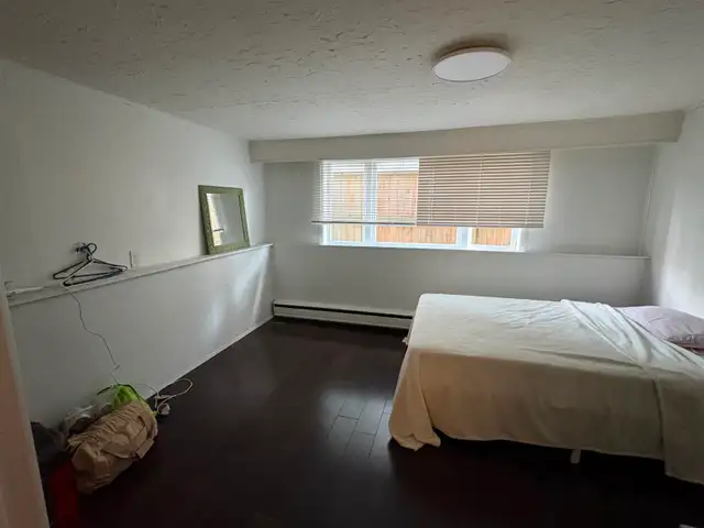 Summer Room Rental in Kitsilano, - Photo 2