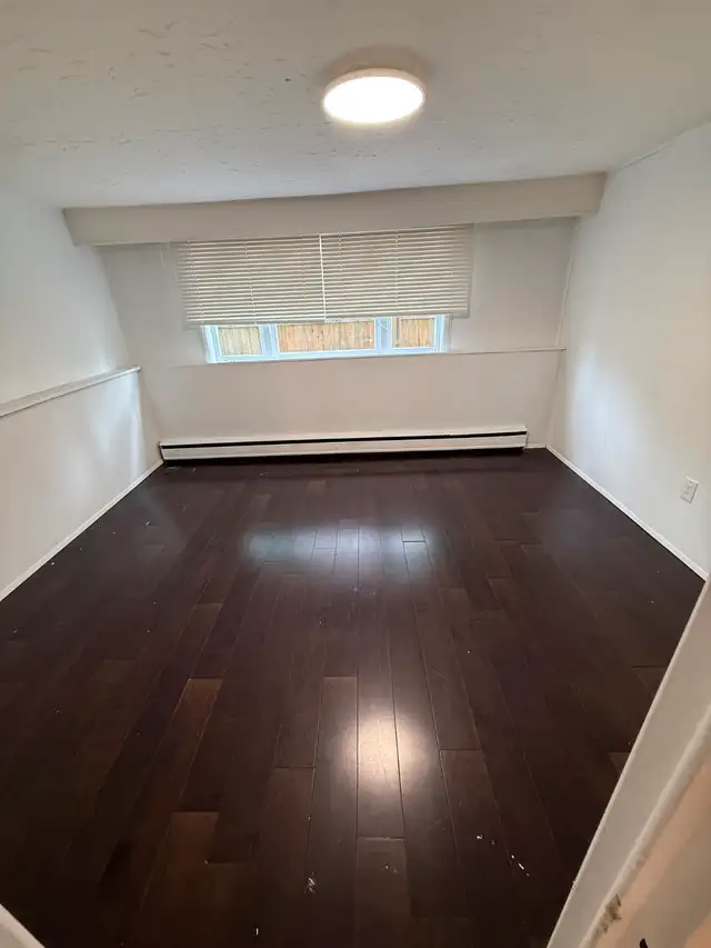 Summer Room Rental in Kitsilano, - Photo 7