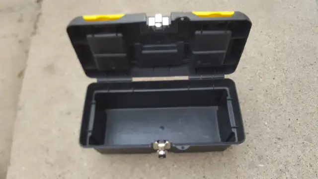 Tool box for sale - Photo 6