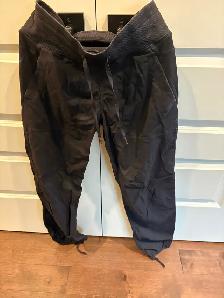 Dance Studio Mid-Rise Pant Regular1 x Black / Size 4