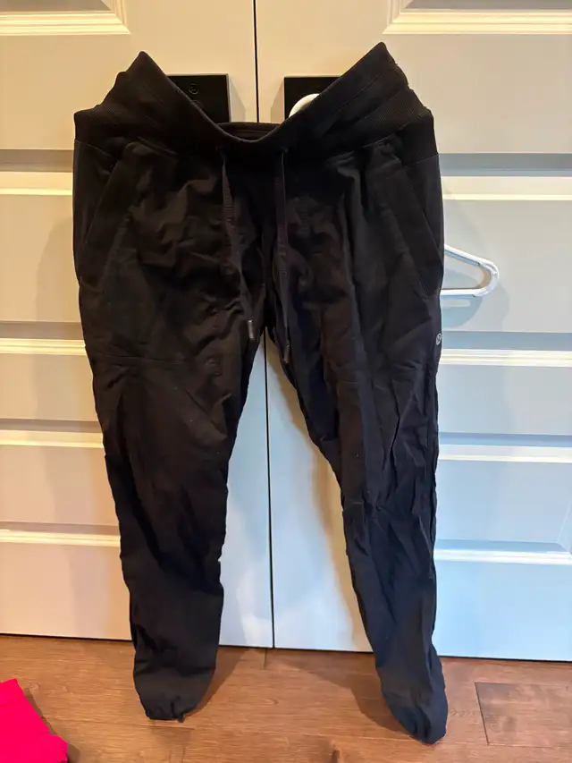 Dance Studio Mid-Rise Pant Regular1 x Black / Size 2