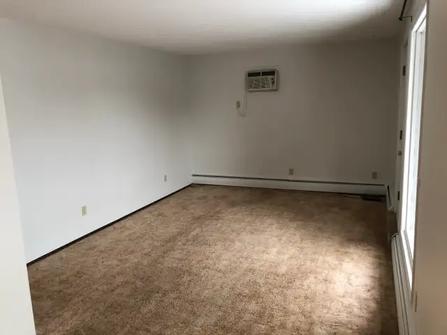 INDIAN HEAD, 2 Bedroom Suite In Modern Adult Building - Photo 5