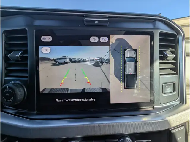2025 Ford F-350 Platinum 8' Box/6.7L/Pano/Touch Nav/Camera - Photo 4