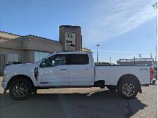 2025 Ford F-350 Platinum 8' Box/6.7L/Pano/Touch Nav/Camera - Photo 13