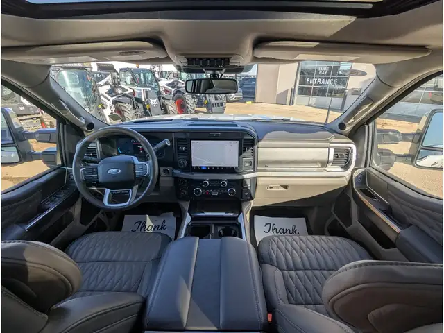 2025 Ford F-350 Platinum 8' Box/6.7L/Pano/Touch Nav/Camera - Photo 14