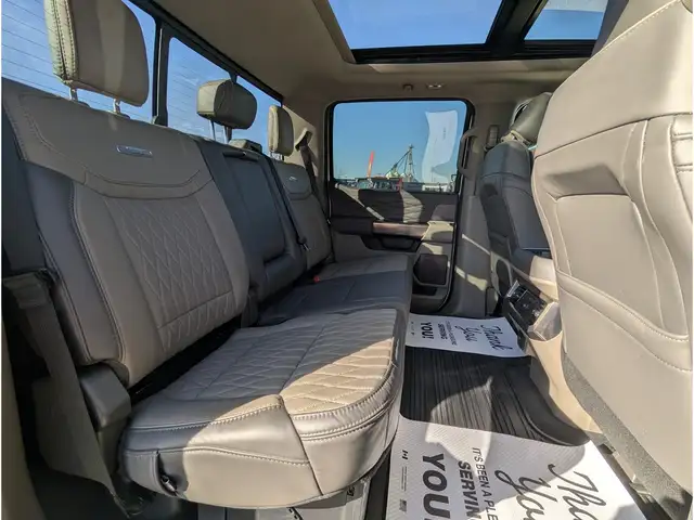 2025 Ford F-350 Platinum 8' Box/6.7L/Pano/Touch Nav/Camera - Photo 22