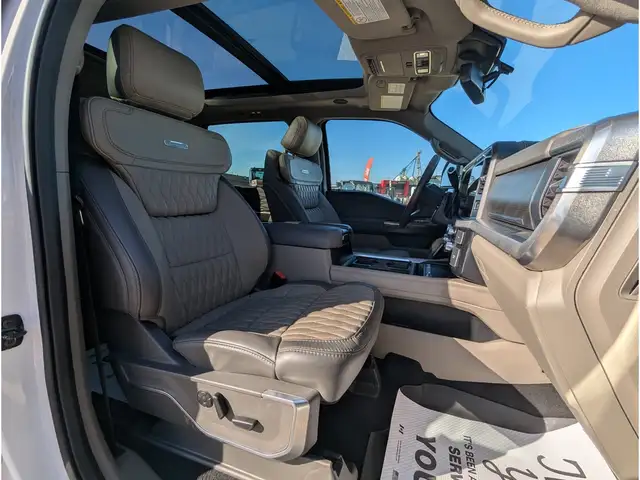 2025 Ford F-350 Platinum 8' Box/6.7L/Pano/Touch Nav/Camera - Photo 24